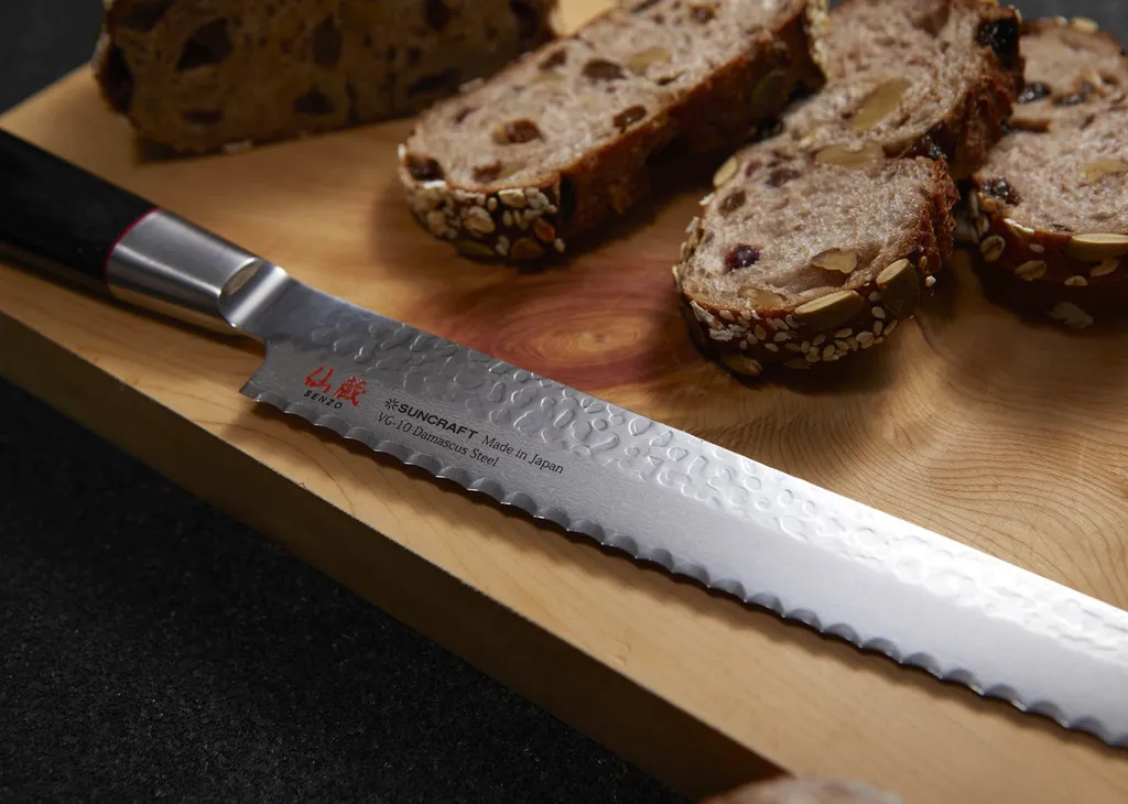 SENZO japanisches Brotmesser Küchenmesser Damaststahl Holzgriff Wellenschliff